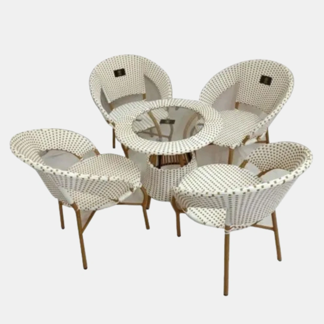 Outdoor Wicker Furniture in Lansdowne